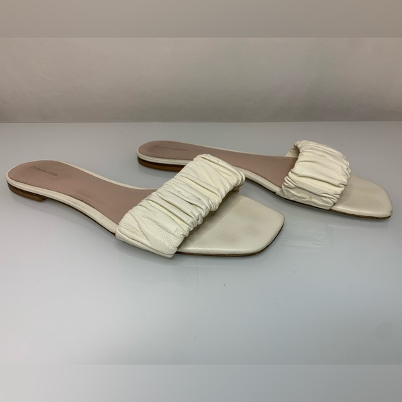 Reformation Women’s White Marcella Ruched Flat Slides Sandals Size 10 - Picture 9 of 9